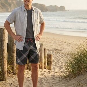 Joe Boxer Men's Black and White Plaid Board Shorts, Two Pockets And Velcro Zippe